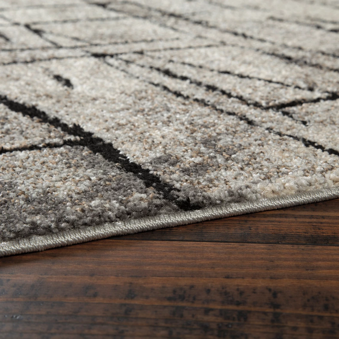 Cheap ???? Signature Design By Ashley Casten 7.5 X 5 Ft. Rug ???? 5 Cheap ???? Signature Design By Ashley Casten 7.5 X 5 Ft. Rug ???? - Image 3