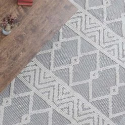 Deals ???? Flash Furniture Indoor Geometric Area Rug - Hand Woven Area Rug With Diamond Pattern, Polyester/Cotton Blend ???? 10 Deals ???? Flash Furniture Indoor Geometric Area Rug - Hand Woven Area Rug With Diamond Pattern, Polyester/Cotton Blend ???? -Mohawk Home Shop unnamed file 35